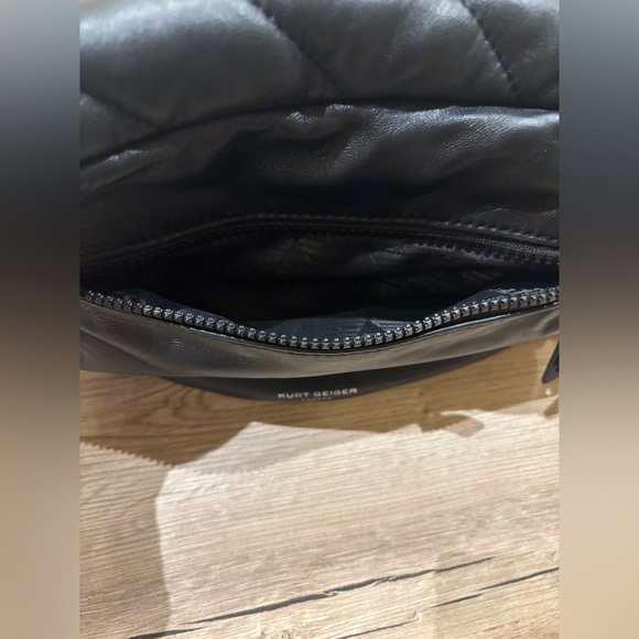 Kurt Geiger SoHo Large Black Leather Belt Bag - Picture 6 of 11